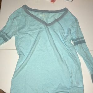 XS American Eagle Outfitters long sleeve shirt